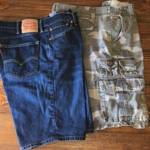 Levi’s 541 Shorts & Iron Co. Camo Cargo Shorts